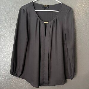 Twine & String Gray Long Sleeve Blouse Women’s Size M Gold Accent Scoop Neck